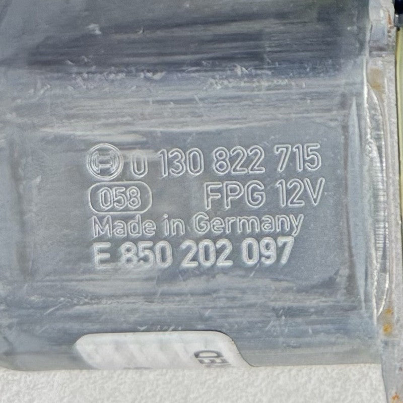 5Q0.959.801.A / 5Q0-959-801-A / 5Q0 959 801 A / 5Q0959801A 22-25 VOLKSWAGEN GOLF R MK8 DRIVER LEFT FRONT DOOR WINDOW REG