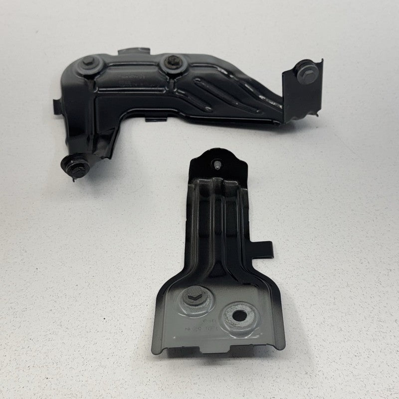 18-24 BMW G01 X3 Driver Left Front Fender Bracket Support Mount Partia