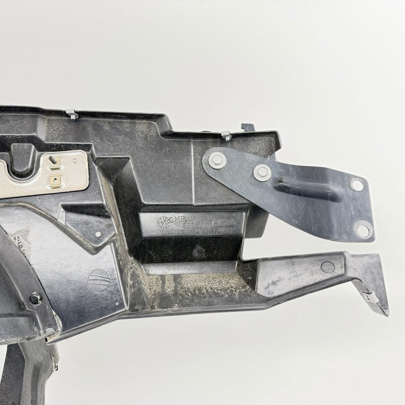 10407333 97-04 Corvette C5 Driver Left Front Inner Fender Wheel Arch Housing Trim OEM