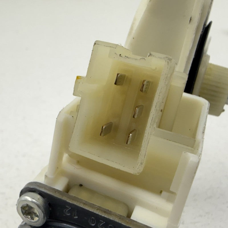 A2048200142 / 204 820 01 42 / 2048200142 08-14 Mercedes W204 C250 Driver Left Front Door Window Regulator Motor OEM