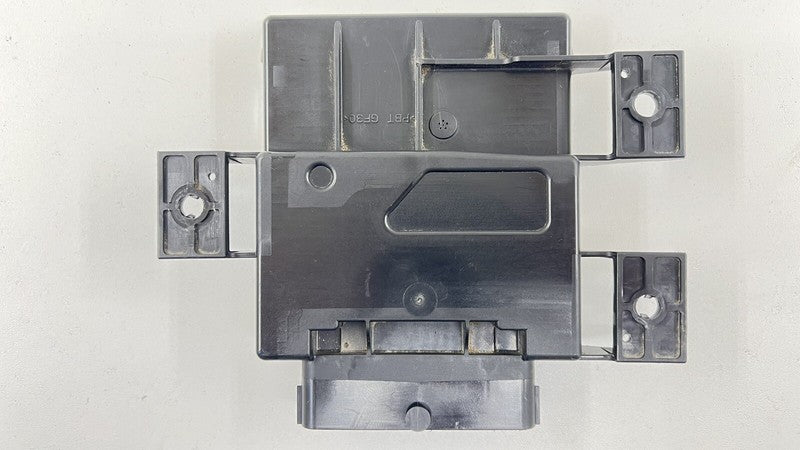 13543038 / 1354 3038 22-24 CADILLAC CT4 V BLACKWING FUEL PUMP CONTROL MODULE 13543038 OEM