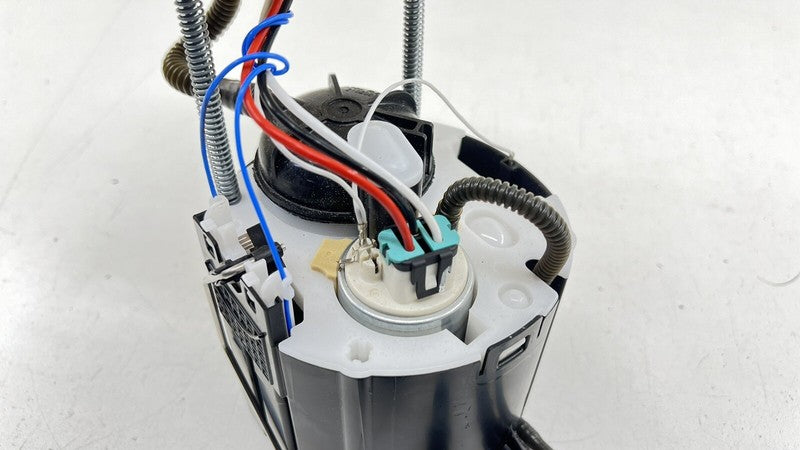 2102089 22-24 CADILLAC CT4 V BLACKWING GAS TANK FUEL PUMP SENDING UNIT OEM