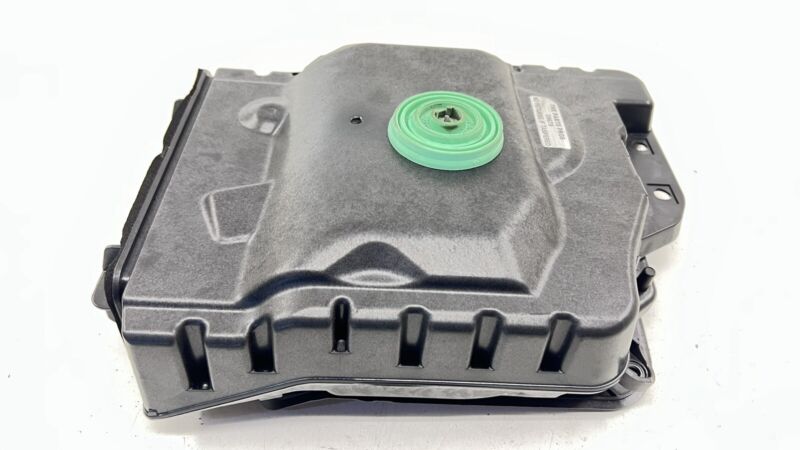9 210 151 / 9210151 15-20 BMW M3 M4 F80 F82 F83 LEFT REAR SPEAKER SUBWOOFER SUB WOOFER 9210151 OEM