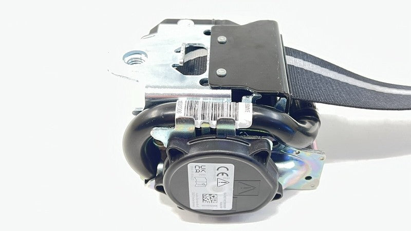 PR3B-C611E51 / PR3B C611E51 / PR3BC611E51 2024 FORD MUSTANG GT DRIVER LEFT REAR SEATBELT SEAT BELT RETRACTOR OEM