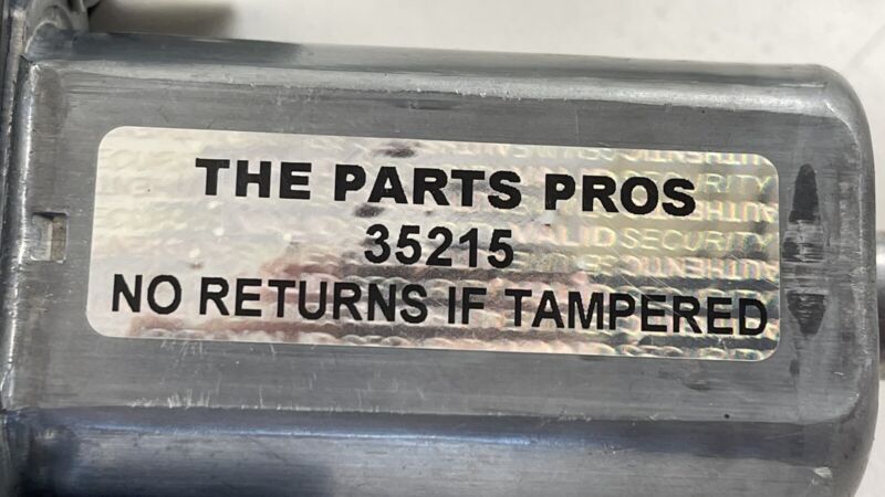 2217500085 / A2217500085 / A 221 750 00 85 0085 07-13 MERCEDES BENZ S550 W221 TRUNK LATCH LOCK ACTUATOR MECHANISM ASSEMB