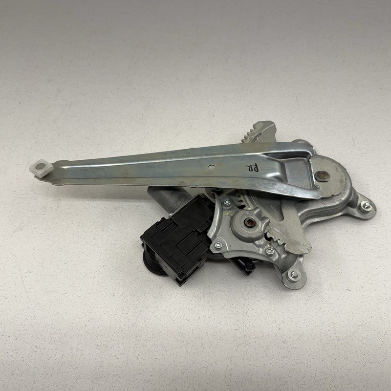 21-26 Lexus IS300 IS350 IS500 Right Rear Door Glass Window Regulator M
