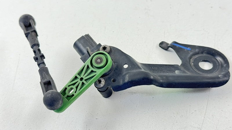 4H0 941 309 C / 4H0941309C 11-18 AUDI A8 S8 DRIVER LEFT REAR SUSPENSION HEADLIGHT HEIGHT LEVEL SENSOR OEM