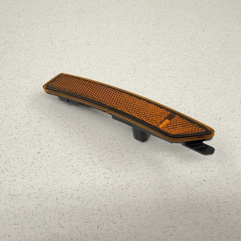 24-26 Ford Mustang Passenger Right Front Side Marker Reflector Light L