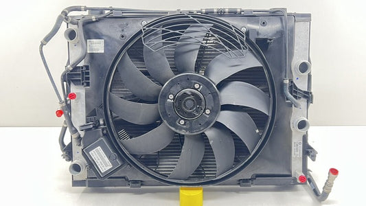 2 282 501 / 2282501 06-10 BMW M6 E63 E64 RADIATOR CONDENSER COOLING FAN ASSEMBLY OEM