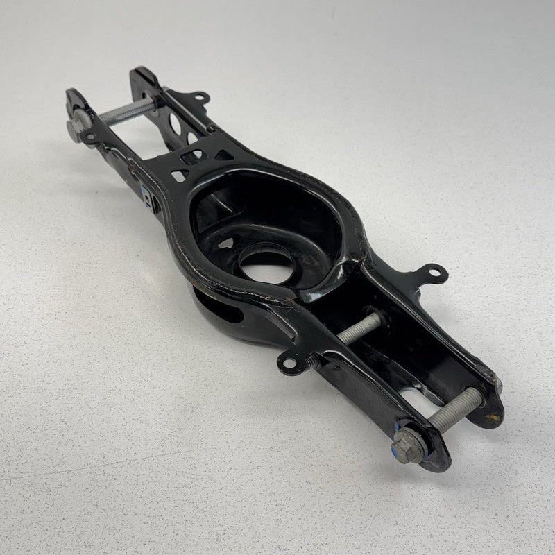 16-24 Chevrolet Camaro ZL1 SS Driver Left Rear Suspension Control Arm 