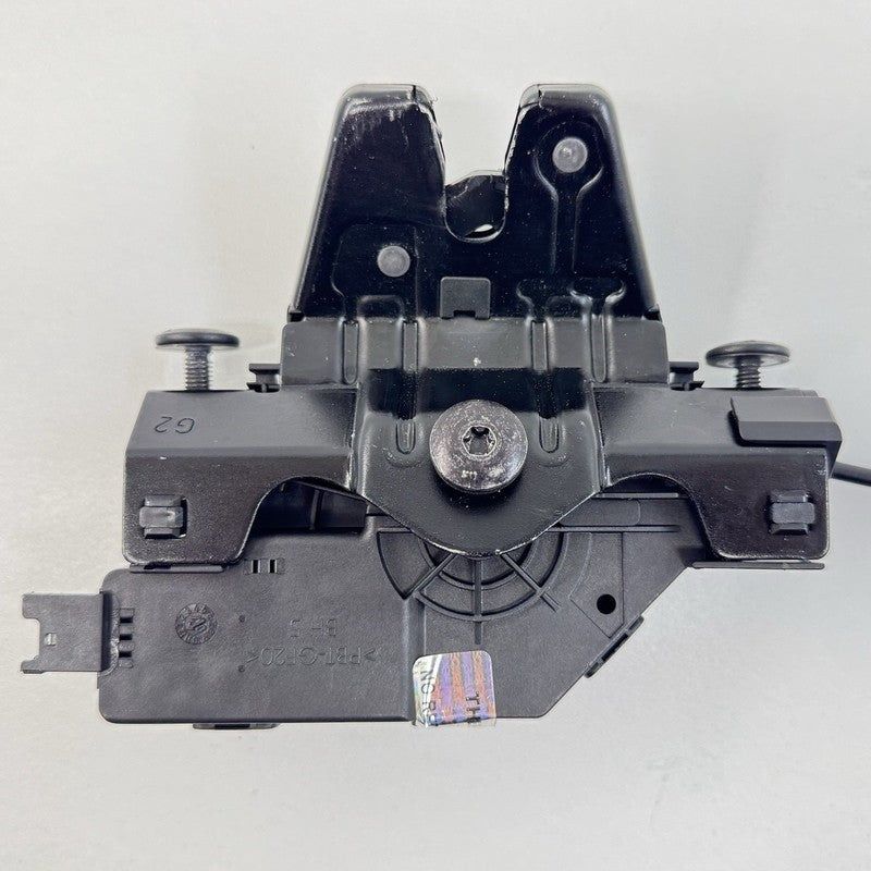 7 191 120 / 7191120 06-10 BMW M6 E63 E64 Rear Trunk Lock Cylinder Handle W/ Trunk Lock Latch OEM