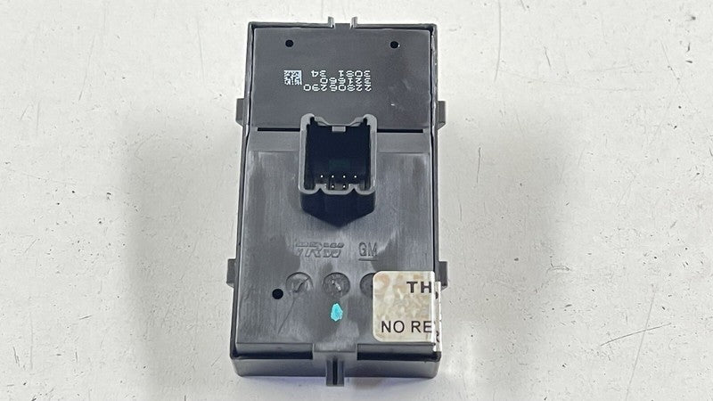 22806290 10-15 CHEVROLET CAMARO SS LEFT FRONT DOOR MASTER WINDOW SWITCH 22806290 OEM