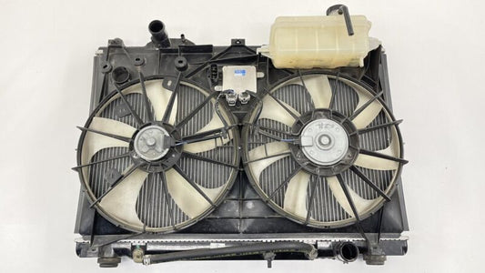 89257-30070 / 89257 30070 / 8925730070 07-12 LEXUS LS460 RADIATOR CONDENSER FAN ASSEMBLY OEM