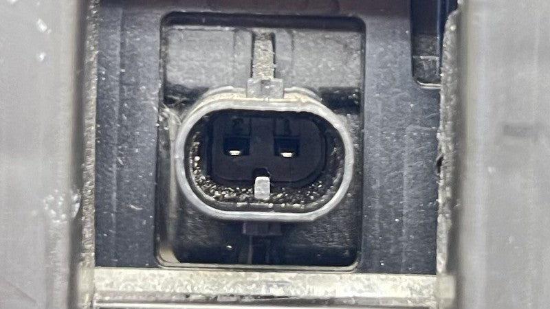 A 205 540 17 50 1750 / A2055401750 / 2055401750 15-21 MERCEDES-BENZ C63S W205 ENGINE BAY FUSE RELAY JUNCTION BOX OEM