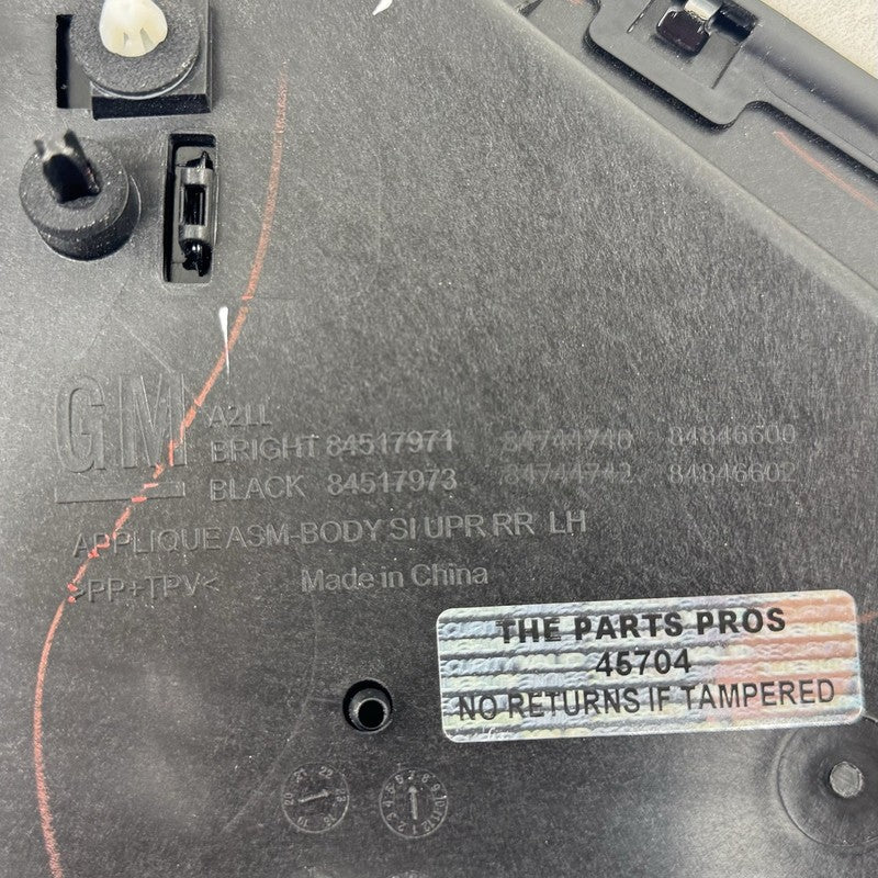 84517973 22-25 CADILLAC CT5 V BLACKWING DRIVER LEFT REAR QUARTER PANEL WINDOW TRIM OEM