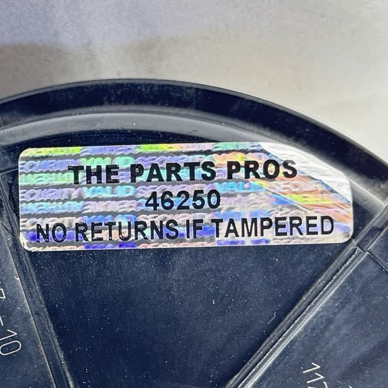 7 836 449 / 7836449 06-10 BMW M6 E63 E64 SECONDARY AIR PUMP W/ ENGINE OIL COOLER FILTER ASSEMBLY OEM