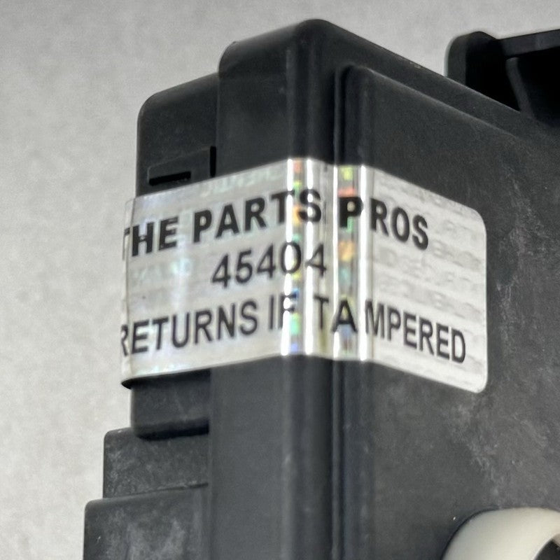 5Q0-959-592-L / 5Q0 959 592 L / 5Q0959592L 22-25 VOLKSWAGEN GOLF R MK8 RIGHT FRONT DOOR CONTROL MODULE 5Q0959592L OEM