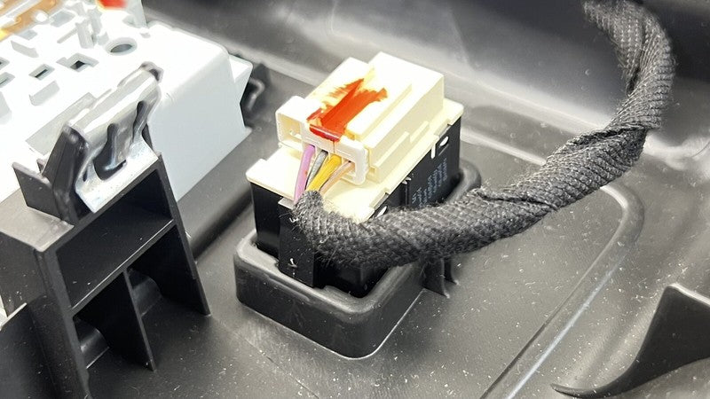 22766775 11-15 CHEVROLET CAMARO SS CONVERTIBLE OVERHEAD DOME LIGHT W/ SUN VISOR PAIR OEM