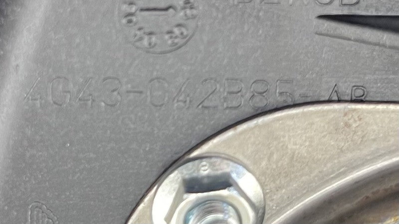 4G43-042B85 / 4G43 042B85 / 4G43042B85 07-17 ASTON MARTIN VANTAGE DRIVER STEERING WHEEL AIRBAG AIR BAG SRS OEM