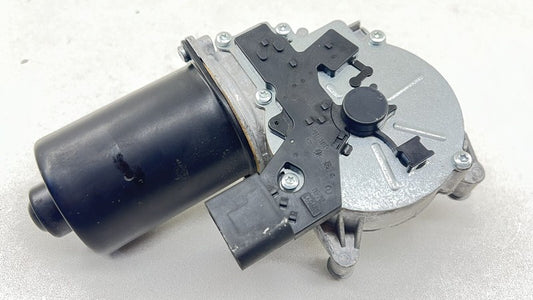 7 193 995 / 7193995 06-10 BMW M6 E63 E64 FRONT WINDSHIELD WIPER MOTOR 7193995 OEM