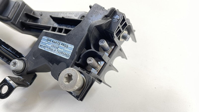 6842526 20-23 TOYOTA SUPRA BATTERY JUMP START VOLTAGE TERMINAL CONTROL MODULE OEM