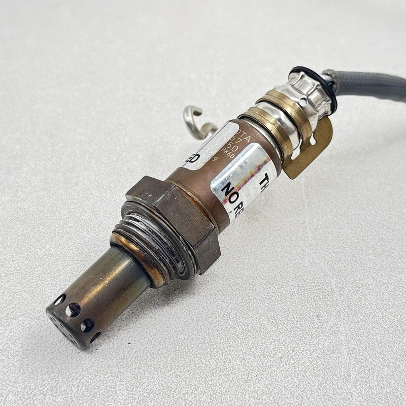 89467-47050 / 89467 47050 / 8946747050 23-25 Toyota Prius Exhaust Manifold Air Fuel Ratio Oxygen O2 Sensor Pair OEM