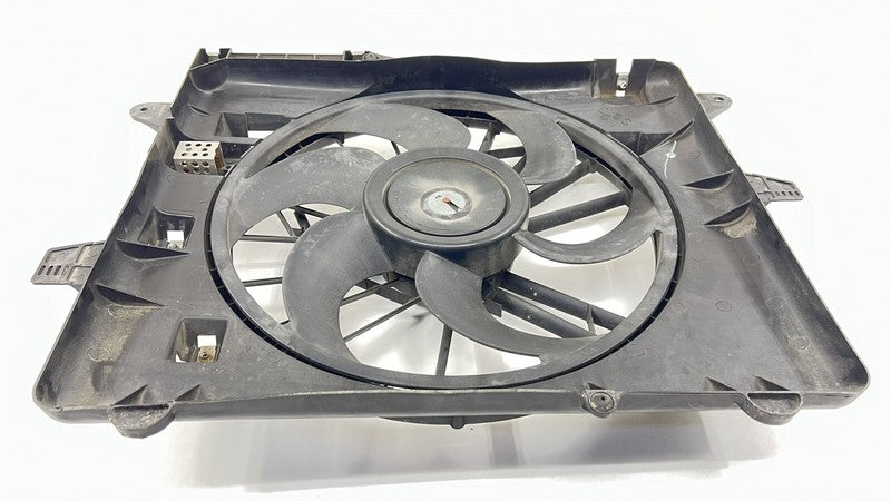 DR33-8C607-AA / DR33 8C607 AA / DR338C607AA 11-14 MUSTANG GT DRIVER LEFT FRONT RADIATOR COOLING FAN WITH SHROUD ASSEMBLY
