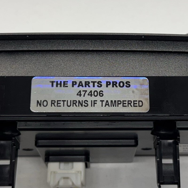 55900-48570 / 55900 / 48570 / 5590048570 11-13 Toyota Highlander Rear Console Climate Control Switch 55900-48570 OEM