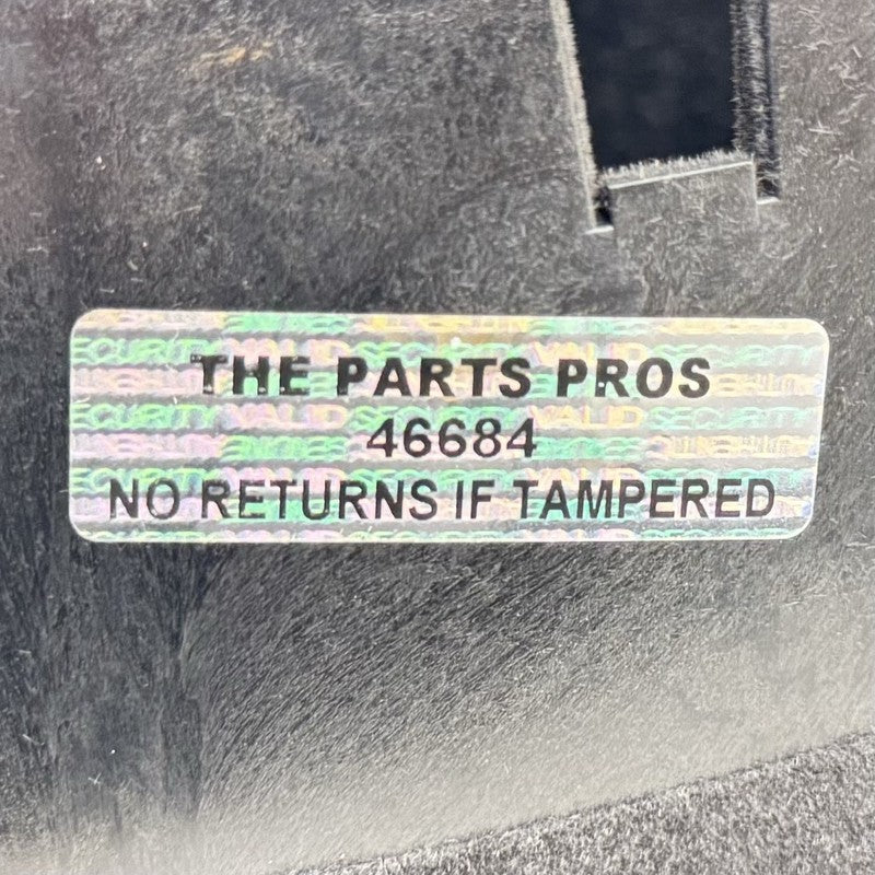 7 072 737 / 7072737 06-10 BMW M6 E63 E64 Center Console Armrest Arm Rest Cover 7072737 OEM