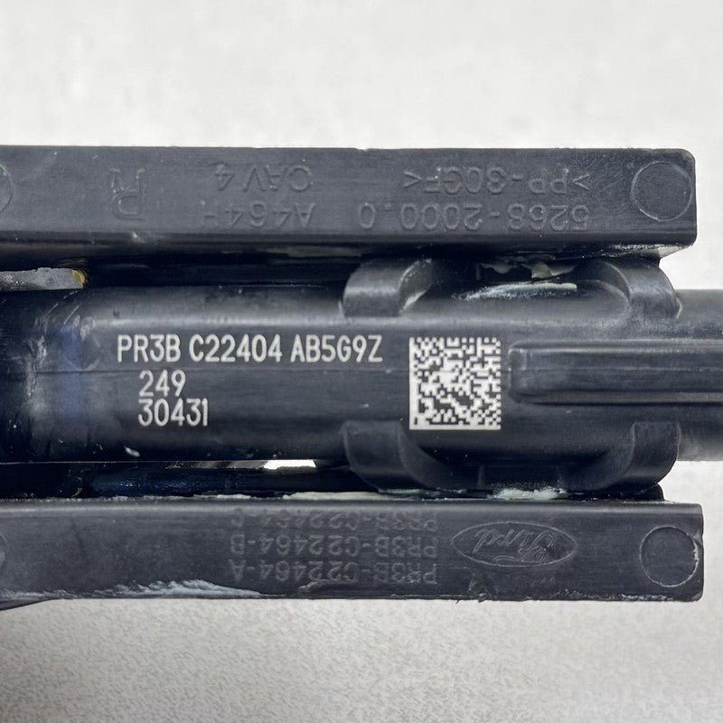 PR3B-C22464-AE / PR3B C22464 AE / PR3BC22464AE 24-25 Ford Mustang GT Passenger Right Exterior Door Handle Shadow Black O