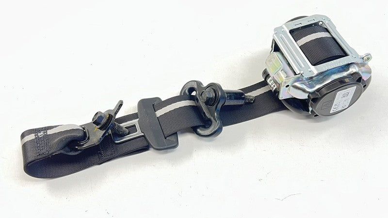 PR3B-C611E51 / PR3B C611E51 / PR3BC611E51 2024 FORD MUSTANG GT DRIVER LEFT REAR SEATBELT SEAT BELT RETRACTOR OEM