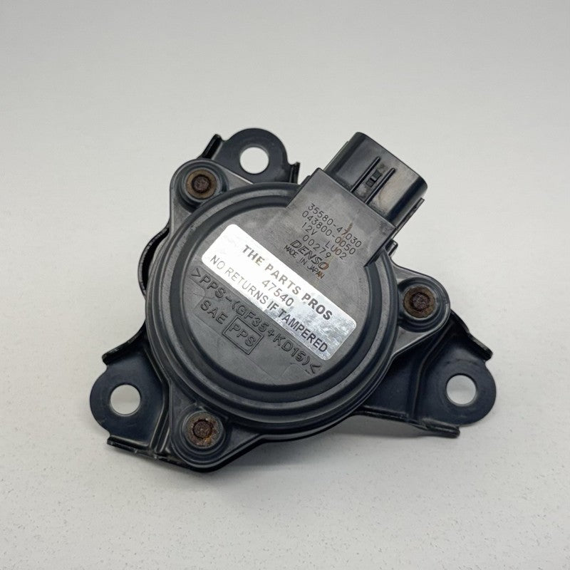 35580-47030 / 35580 47030 / 3558047030 12-17 Toyota Prius V Transmission Shifter Shift Actuator 35580-47030 OEM