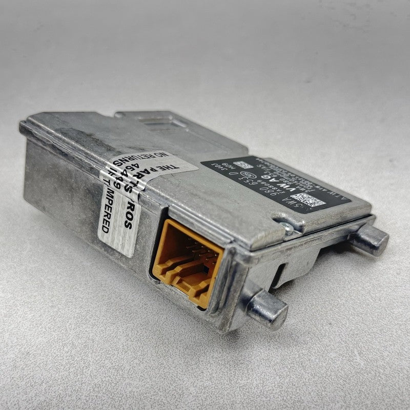 5WA-980-653-D / 5WA 980 653 D / 5WA980653D 22-25 VOLKSWAGEN GOLF R MK8 FRONT VIEW CAMERA LANE DEPARTURE KEEP ASSIST OEM
