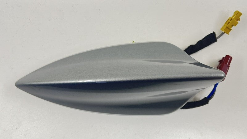 85154087 / 8515 4087 22-24 CADILLAC CT4 V BLACKWING ROOF SHARK FIN ANTENNA RECEIVER 85154087 OEM