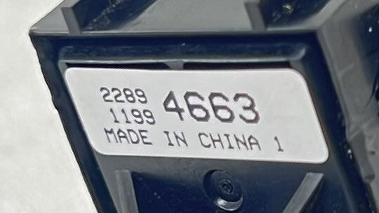 2289 4663 / 22894663 16-24 CHEVROLET CAMARO ZL1 SS ELECTRONIC PARKING BRAKE CONTROL SWITCH BUTTON OEM