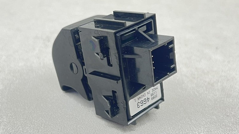 2289 4663 / 22894663 16-24 CHEVROLET CAMARO ZL1 SS ELECTRONIC PARKING BRAKE CONTROL SWITCH BUTTON OEM