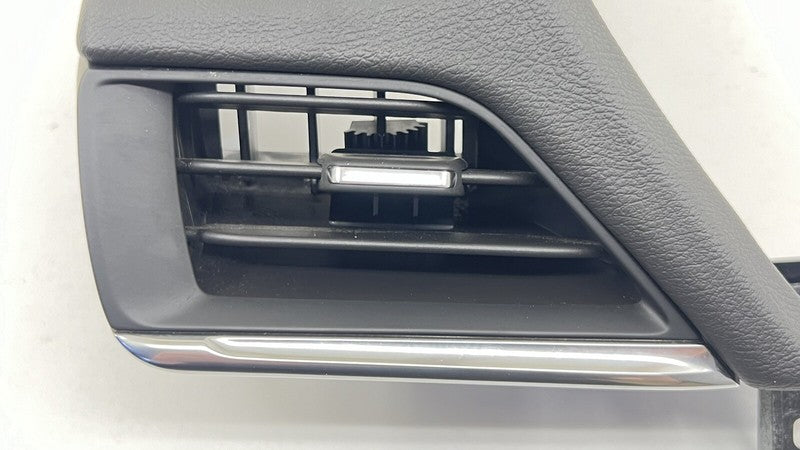 8489 3040 / 84893040 22-24 CADILLAC CT4 V BLACKWING LEFT DASH AC AIR VENT GRILLE W/ COVER TRIM OEM