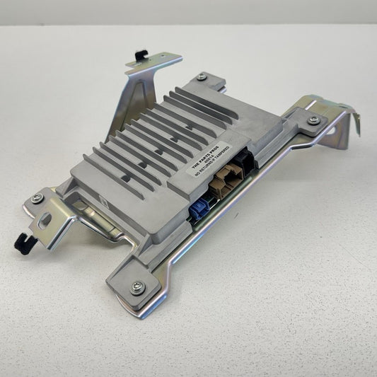 PR3T 18T806 AH / PR3T18T806AH 24-26 Ford Mustang Radio Audio Sound Amplifier Amp PR3T-18T806-AH OEM