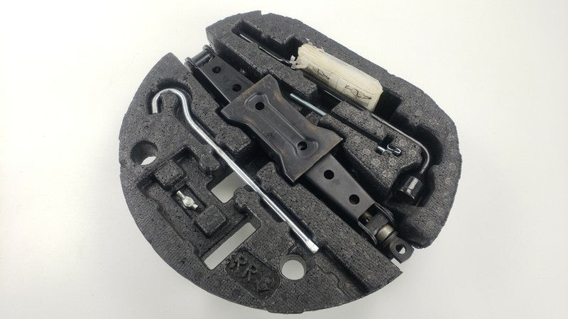 84540TK8AA003 / 84540-TK8A-A003 11-22 HONDA ODYSSEY EMERGENCY SPARE TIRE WHEEL CAR JACK TOOL KIT ASSEMBLY OEM