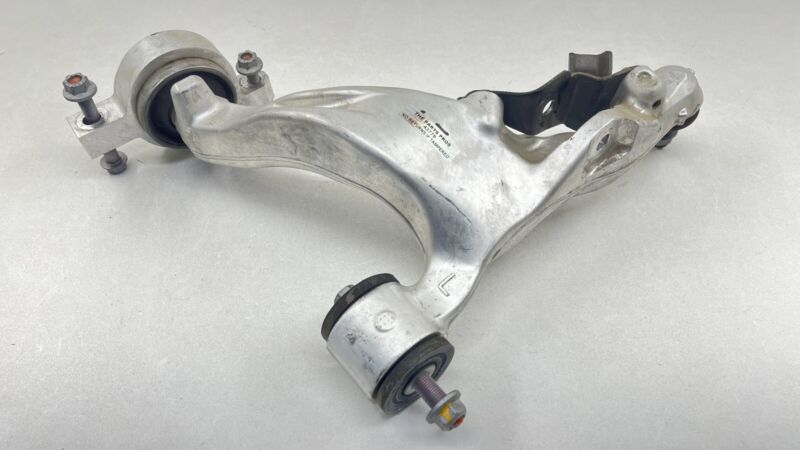 Does Not Apply 24-25 NISSAN Z NISMO DRIVER LEFT FRONT SUSPENSION CONTROL ARM SET OEM