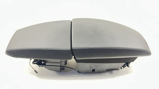7 072 737 / 7072737 06-10 BMW M6 E63 E64 CENTER CONSOLE ARMREST ARM REST COVER LID OEM