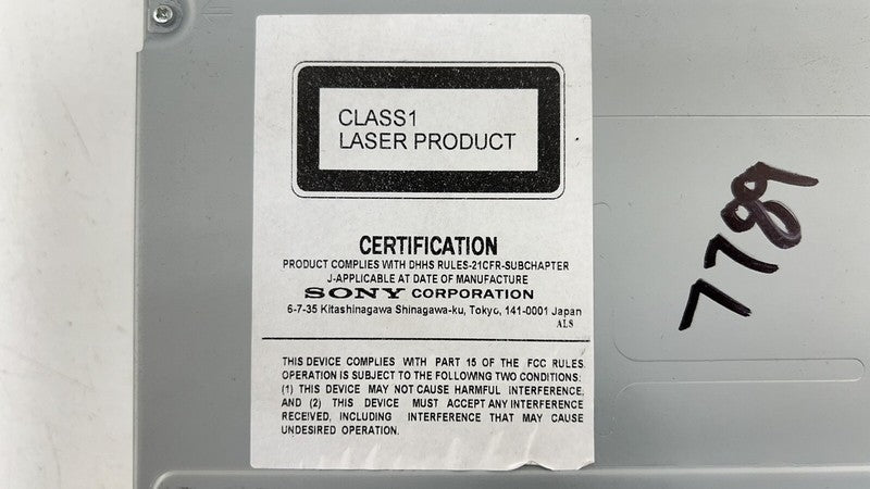 3W0 035 110 B / 3W0035110B 13-18 BENTLEY FLYING SPUR SONY MULTIMEDIA CD CHANGER PLAYER 3W0 035 110 B OEM