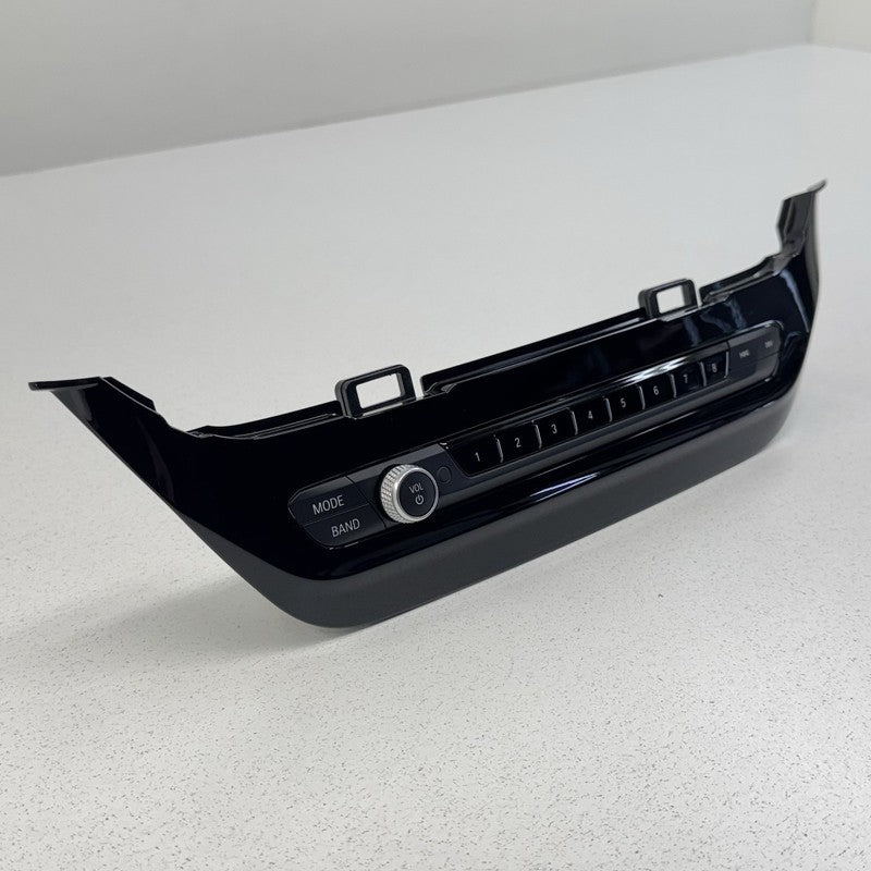 22-24 BMW G01 G02 X3 X4 Radio Stereo Audio Control Trim Panel 5A47C38 