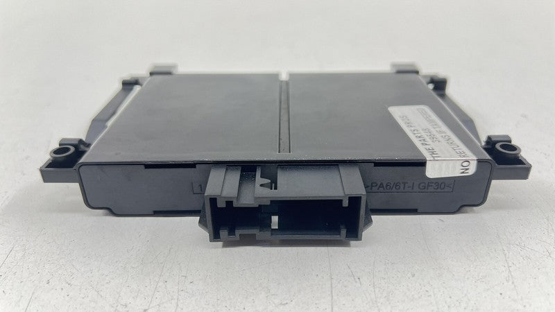A 000 900 23 09 2309 / A0009002309 / 0009002309 15-18 MERCEDES-BENZ C63S W205 CRUISE CONTROL DISTANCE SENSOR MODULE OEM