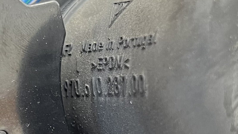 970.611.369.41 / 970 611 369 41 / 97061136941 12-16 PORSCHE PANAMERA E-HYBRID BATTERY POWER CHARGING PORT WITH CABLE OEM