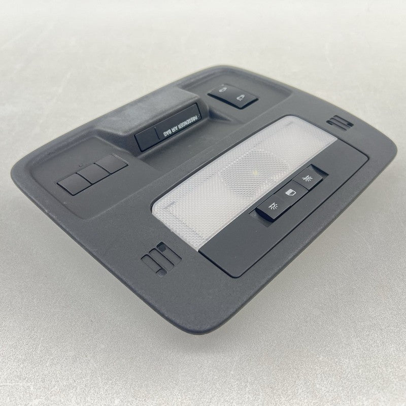 92235700 10-15 CHEVROLET CAMARO SS OVERHEAD CONSOLE DOME LIGHT LAMP CONTROL PANEL OEM