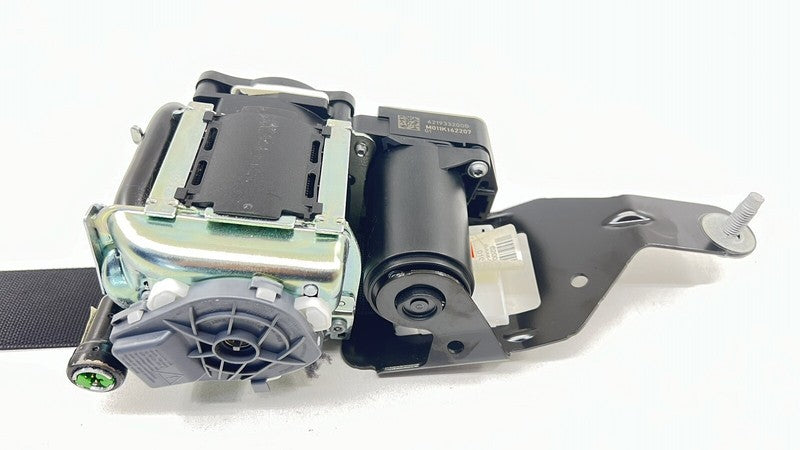 620048200 12-18 MERCEDES BENZ CLS550 W218 LEFT FRONT SEATBELT SEAT BELT RETRACTOR OEM