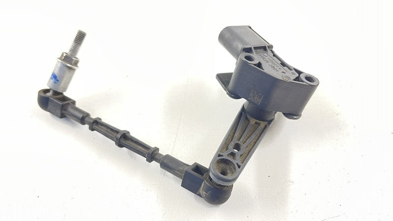 8W0 941 310 D / 8W0941310D 17-23 AUDI A4 S4 A5 S5 RIGHT REAR HEADLIGHT HEIGHT LEVEL SENSOR 4M0907503 OEM