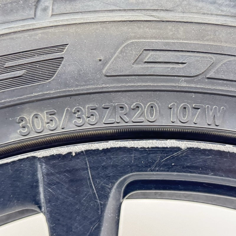 22798742 12-15 Chevrolet Camaro ZL1 Rear Wheel Rim W/ Tire 20x11 +43 Offset Factory OEM