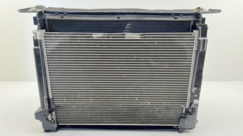 8452 0772 / 84520772 22-26 CADILLAC CT5 V BLACKWING RADIATOR CONDENSER FAN ASSEMBLY OEM